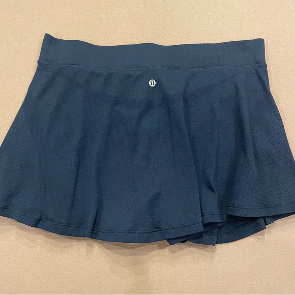 lululemon Swiftly Tech High Rise Tennis Skirt Navy Blue Size 14 - Picture 4 of 11